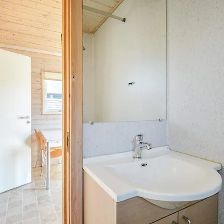 4 Star In * Thyborøn